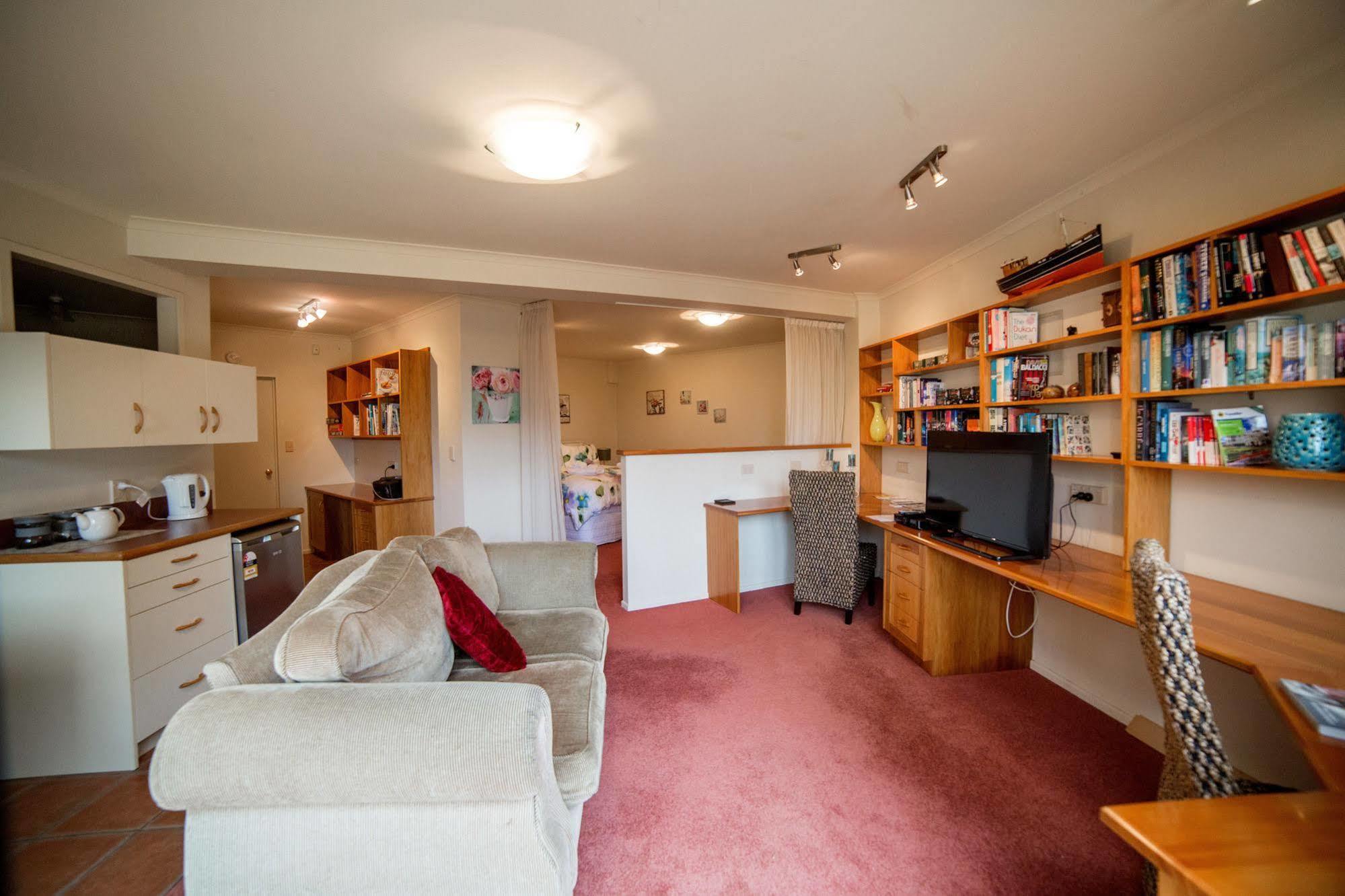 Oamaru House Bed & Breakfast Екстер'єр фото